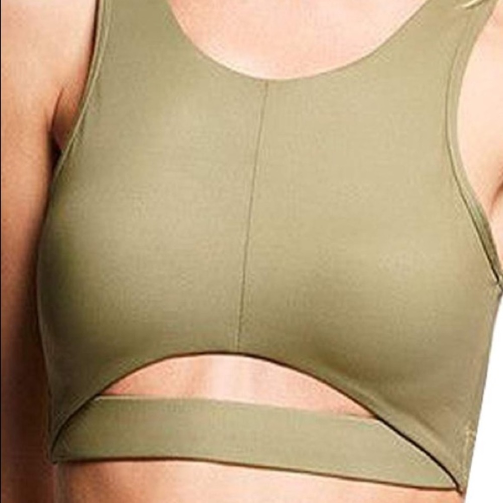 NWT Victoria's Secret Sport Cutout Shine Sport Bra